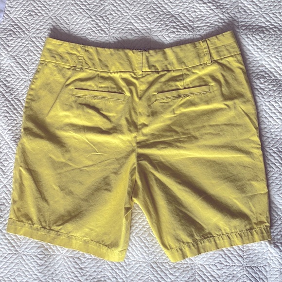 Brand: Loft Style: Riviera Shorts Color: Bright Sunray Size: 10 Condition: Used - Picture 8 of 9